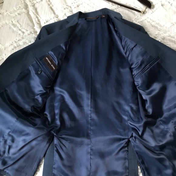Boys Michael Kors Navy Suit , jacket and pants - Picture 2 of 7